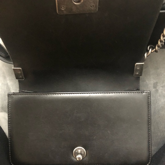 AUTHENTIC WITH TAGS Chanel Lambskin Boy Bag - Picture 5 of 6